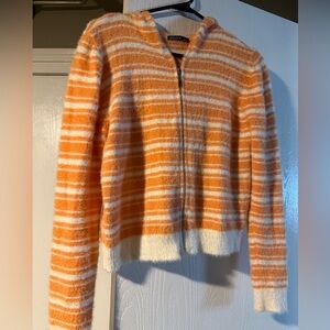 Nikka K fuzzy zipper hoodie,size L